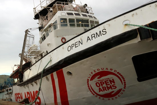 Open Arms has been docked in Barcelona's port since early January (by ACN)